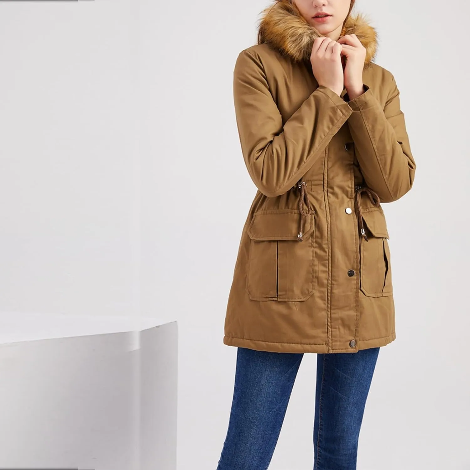 Fleece Down Coat Women's Winter Windproof Warm Puffer Jacket Plus Size Thicken Ski Fashion With Faux Fur Hood