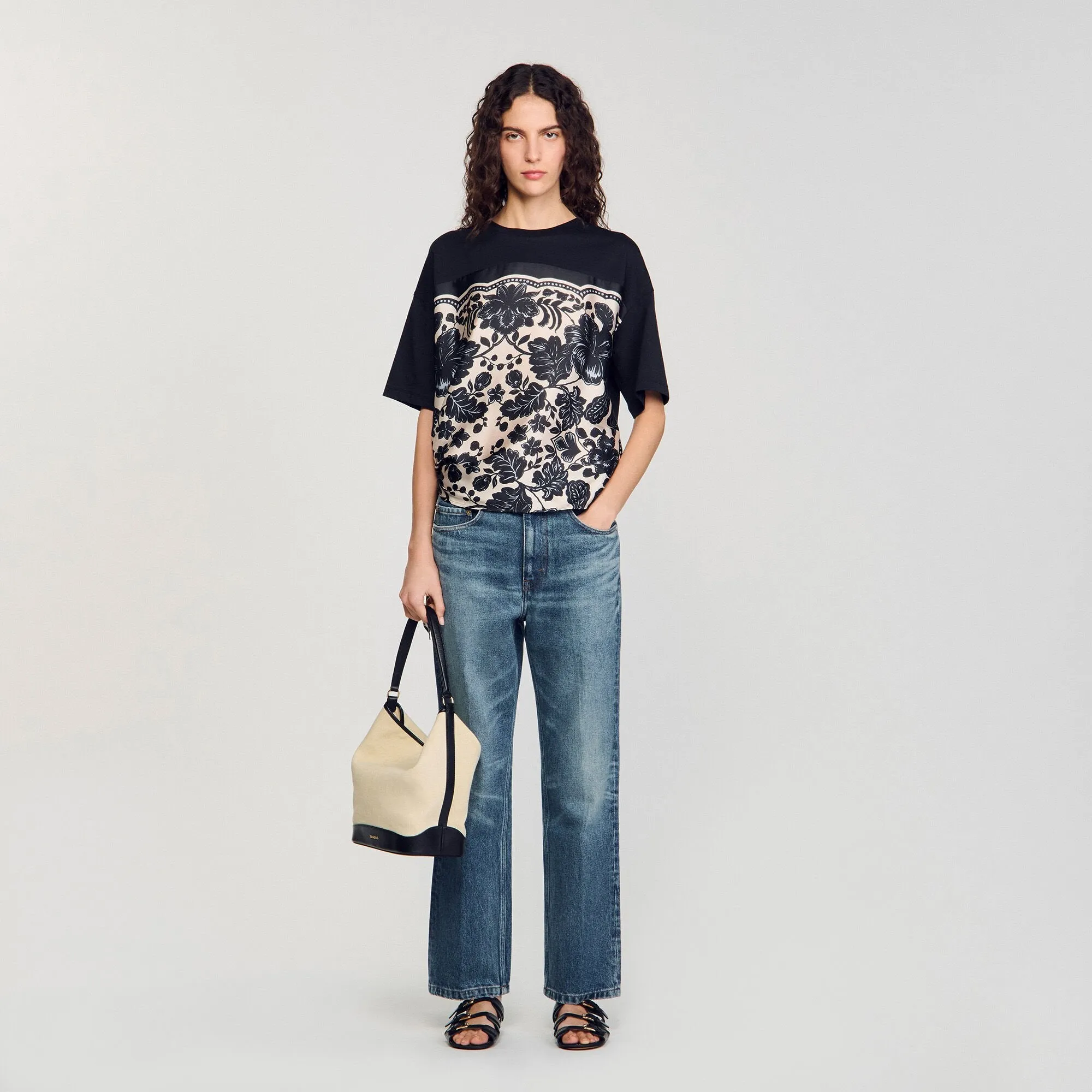 Perry Floral Motif T-Shirt Ecru / Black